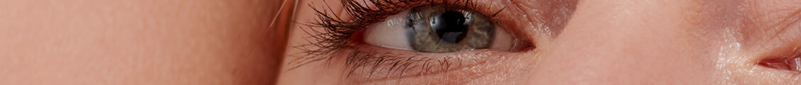 Wie Man Dunkle Augenringe Reduziert Paula S Choice